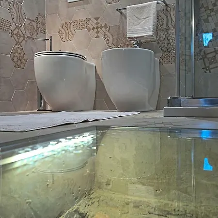28 Rotonda Gasthuis 4*