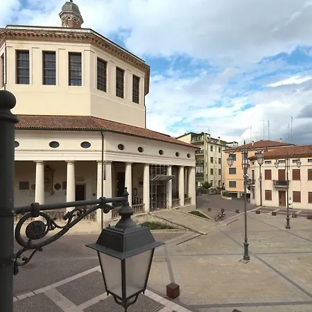 28 Rotonda Penzion Rovigo