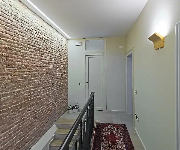28 Rotonda Konukevi 3*