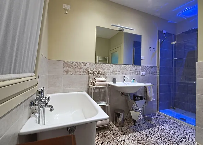28 Rotonda 3*